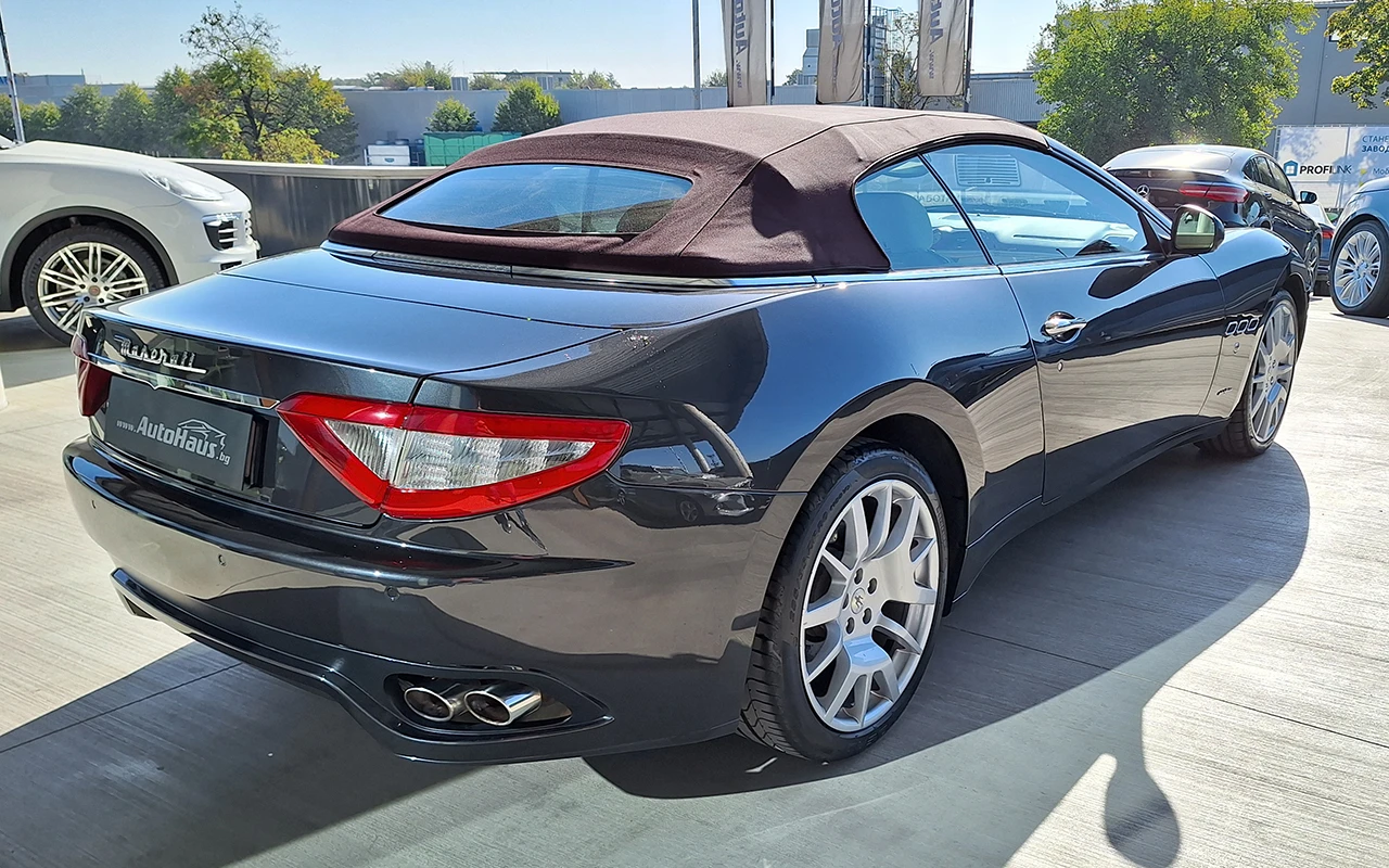 Maserati GranCabrio 4.7 V8, снимка 3 - Автомобили и джипове - 54428756