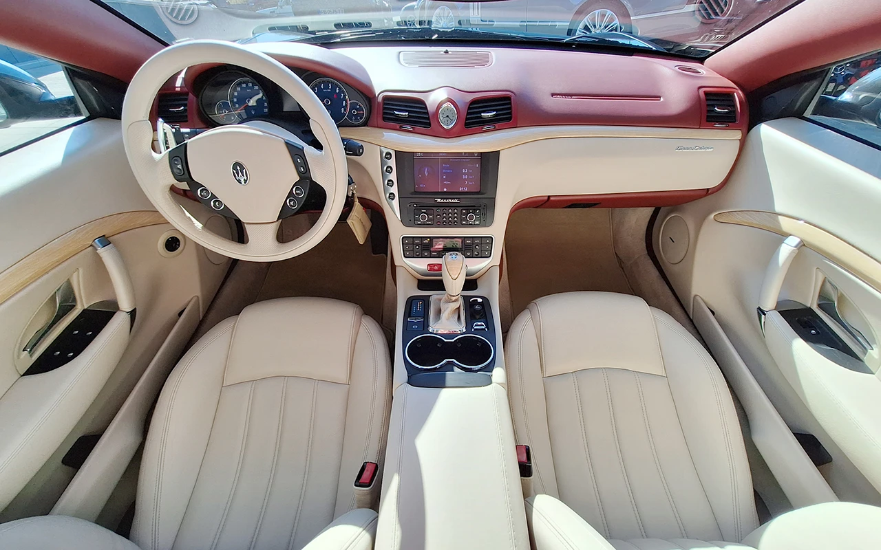 Maserati GranCabrio 4.7 V8, снимка 4 - Автомобили и джипове - 54428756