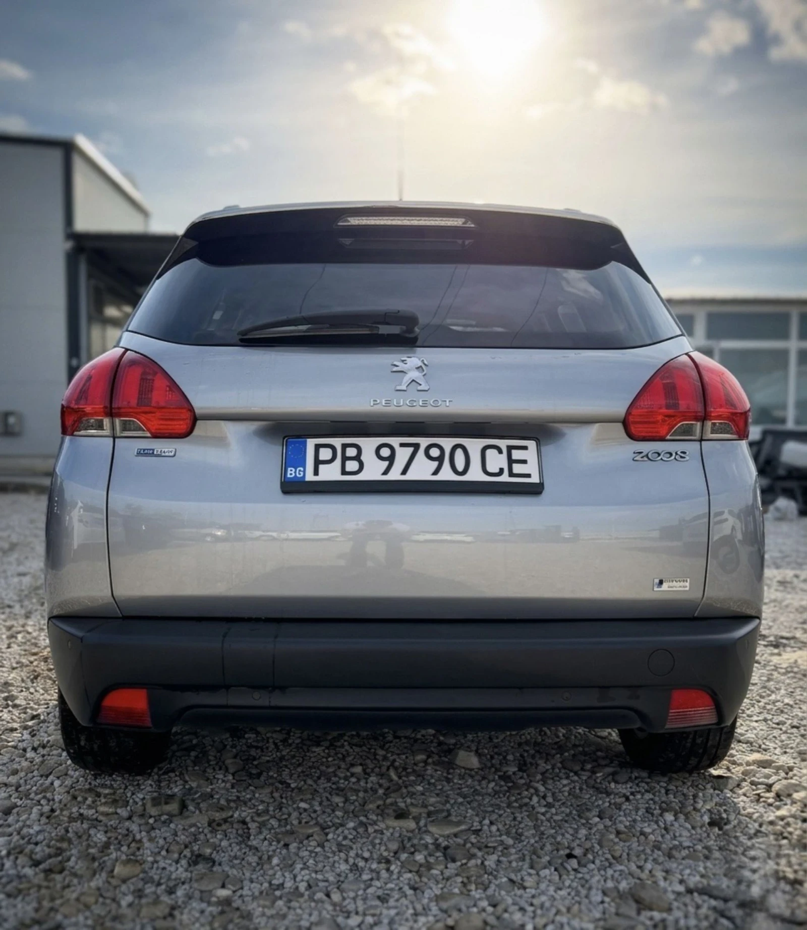Peugeot 2008 1.2 i VTI, снимка 5 - Автомобили и джипове - 54437872