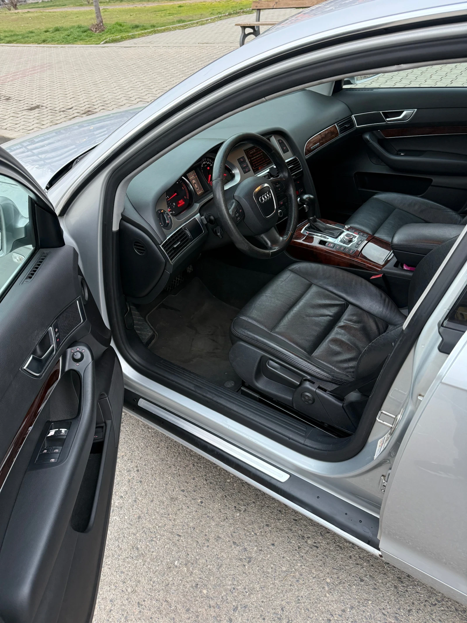 Audi A6, снимка 12 - Автомобили и джипове - 54634016
