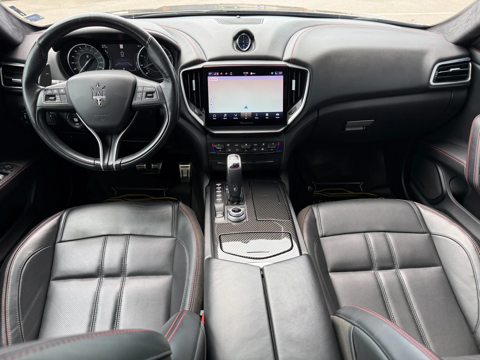 Maserati Ghibli 6 МЕСЕЦА ГАРАНЦИЯ/430 кс. Modena SQ4 Facelift, снимка 10 - Автомобили и джипове - 54883982