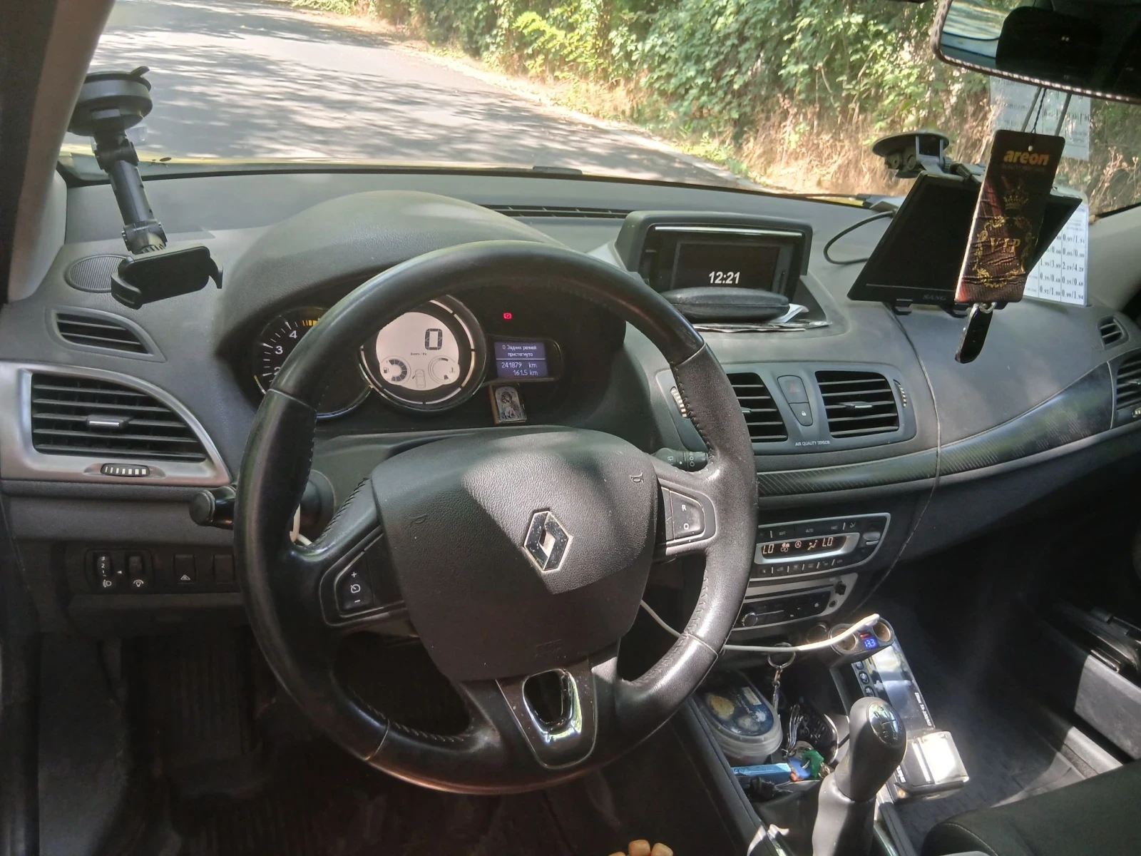 Renault Megane 1.5 DCI, снимка 7 - Автомобили и джипове - 55594915
