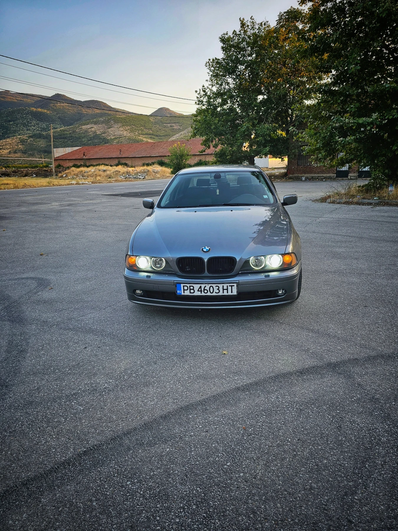 BMW 520, снимка 2 - Автомобили и джипове - 55848267