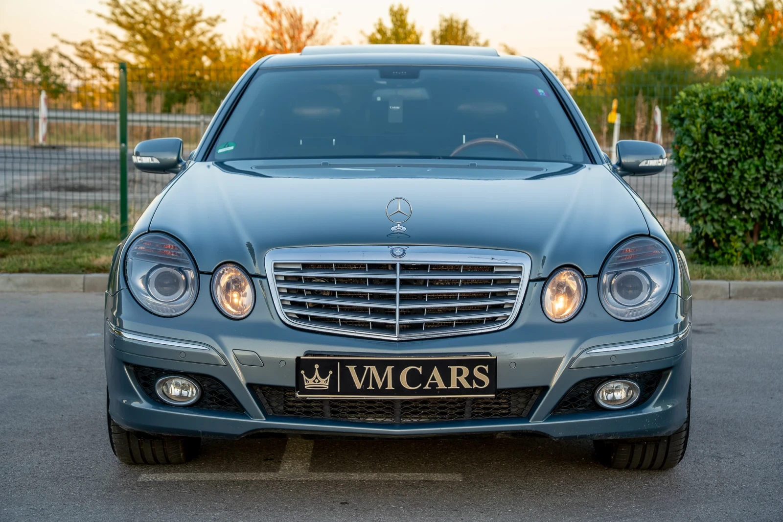 Mercedes-Benz E 320 EVO !! НА ПРУЖИНИ !!ПЕРФЕКТНА, снимка 2 - Автомобили и джипове - 56010910