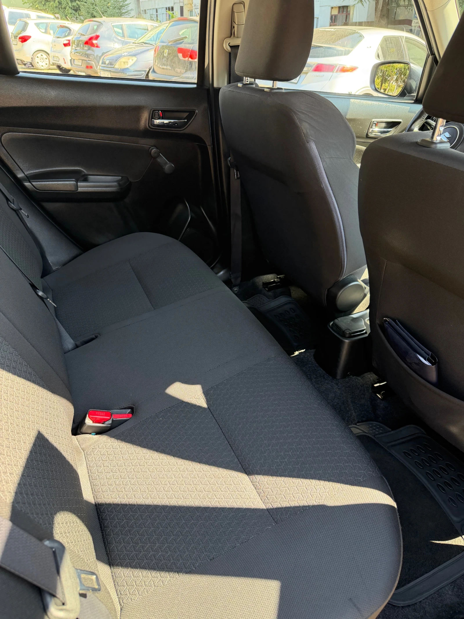 Suzuki Swift, снимка 8 - Автомобили и джипове - 56205517