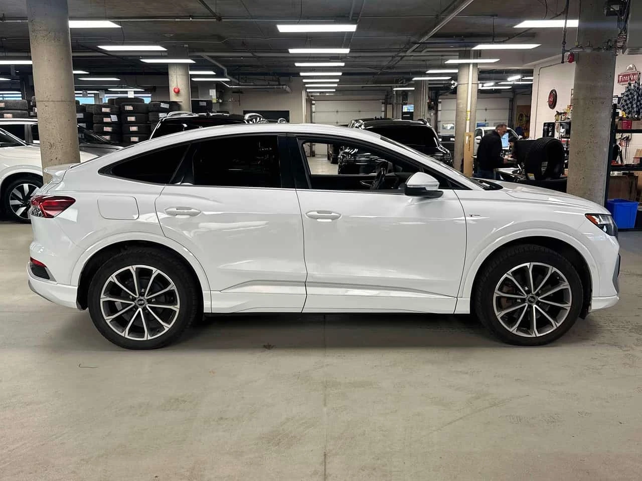 Audi E-Tron * PROGRESSIV * ���������� ��� ������������ ������ | Mobile.bg � ����������� 4