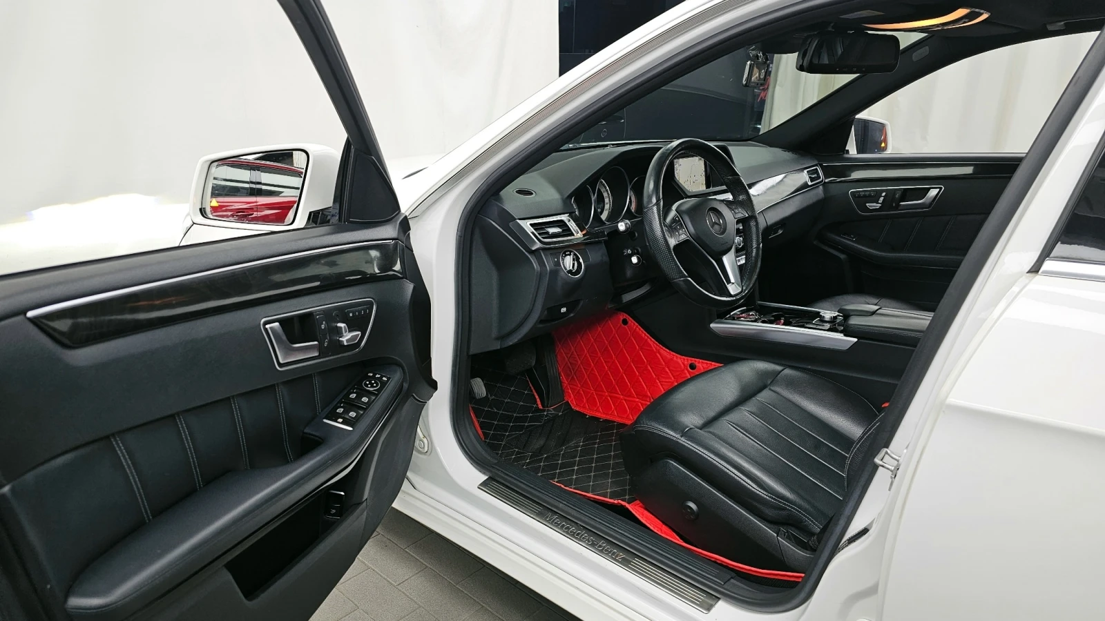 Mercedes-Benz E 300 3.5 V6 4MATIC, ������� �� ����� �������, 360-��� | Mobile.bg � ����������� 8