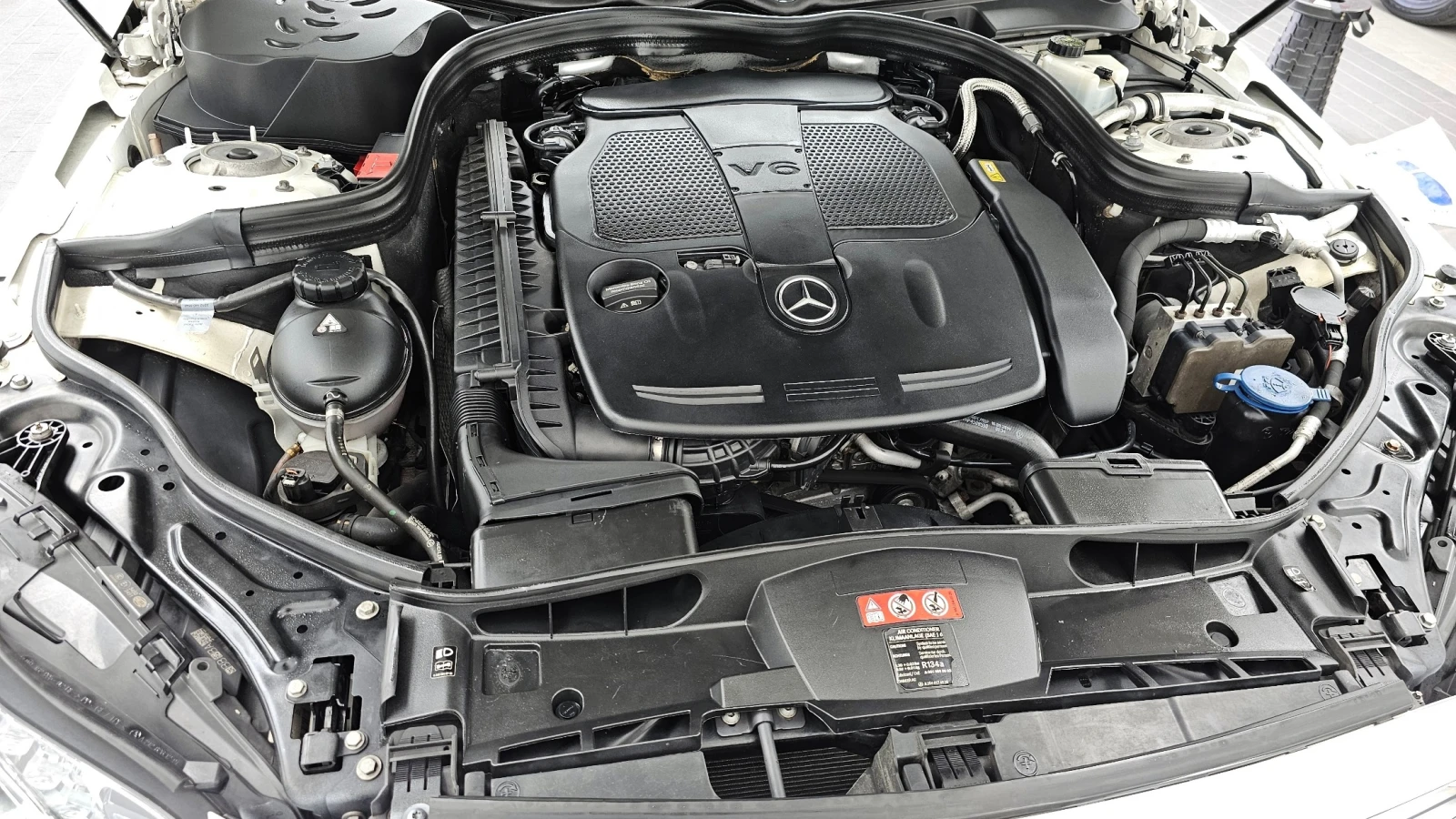 Mercedes-Benz E 300 3.5 V6 4MATIC, ������� �� ����� �������, 360-��� | Mobile.bg � ����������� 5