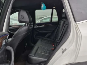 BMW X3 XDRIVE30I| AMBIENT| PANORAMA| CARFAX| , снимка 13
