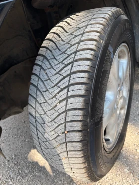 Toyota Rav4 2.0 D4D, снимка 15