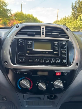 Toyota Rav4 2.0 D4D, снимка 12