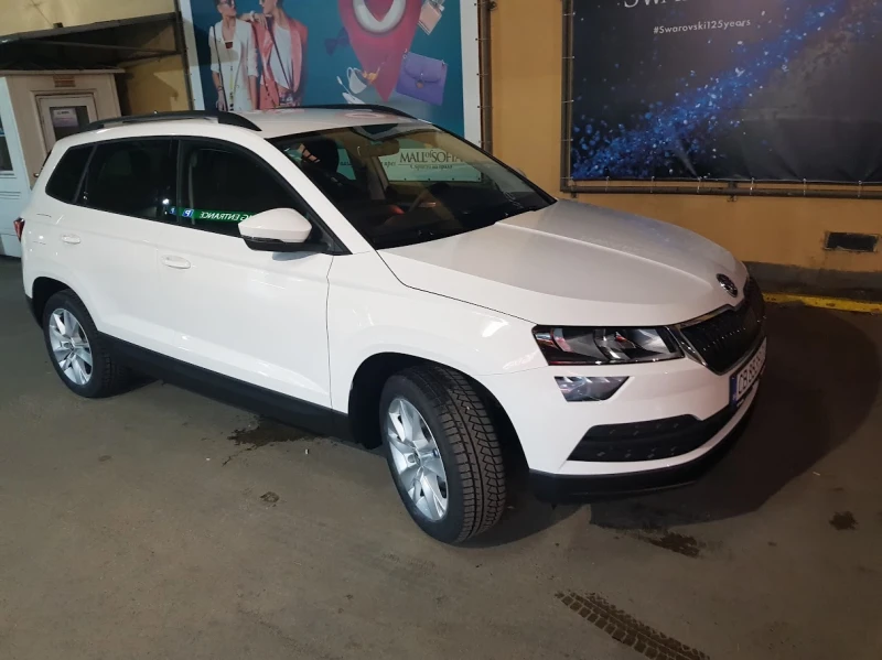 Skoda Karoq Business , снимка 1 - Автомобили и джипове - 47679690