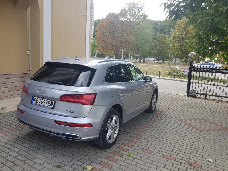 Audi Q5, снимка 9 - Автомобили и джипове - 52324214