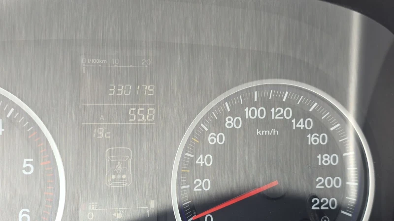 Honda Cr-v 2.2CDTI, снимка 6 - Автомобили и джипове - 52657345