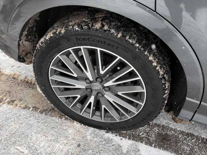 Audi Q3 * Technik * CARFAX * БЕЗ ПЪРВОНАЧАЛНА ВНОСКА, снимка 7 - Автомобили и джипове - 53156240