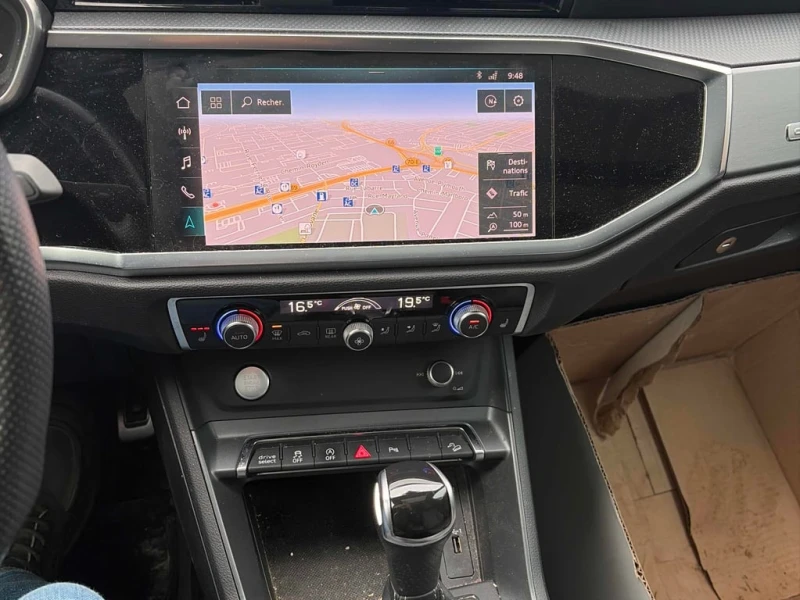 Audi Q3 * Technik * CARFAX * БЕЗ ПЪРВОНАЧАЛНА ВНОСКА, снимка 9 - Автомобили и джипове - 53156240