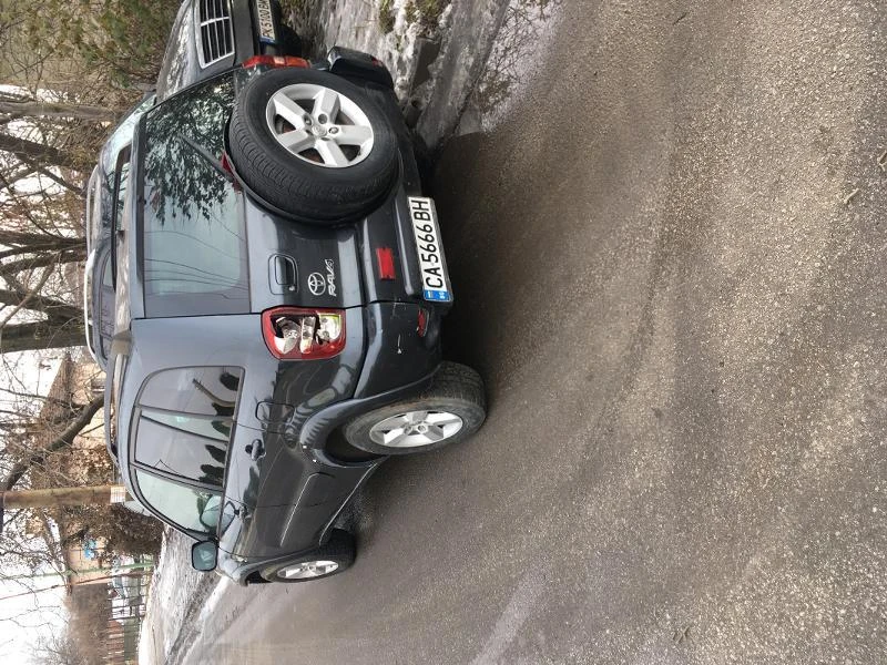 Toyota Rav4 2.0vvti на части, снимка 4 - Автомобили и джипове - 31014564