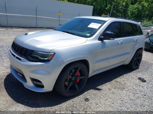 Jeep Grand cherokee SRT 4X4 * КРАЙНА ЦЕНА* БЕЗ ЩЕТА* + ЧЕРВЕН КЛЮЧ*  - изображение 3