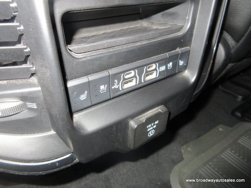 Dodge RAM 1500 * limited* CARFAX * БЕЗ ПЪРВОНАЧАЛНА ВНОСКА, снимка 15 - Автомобили и джипове - 53086109