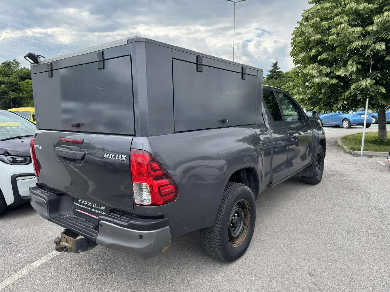 Toyota Hilux 2.4 d - изображение 6