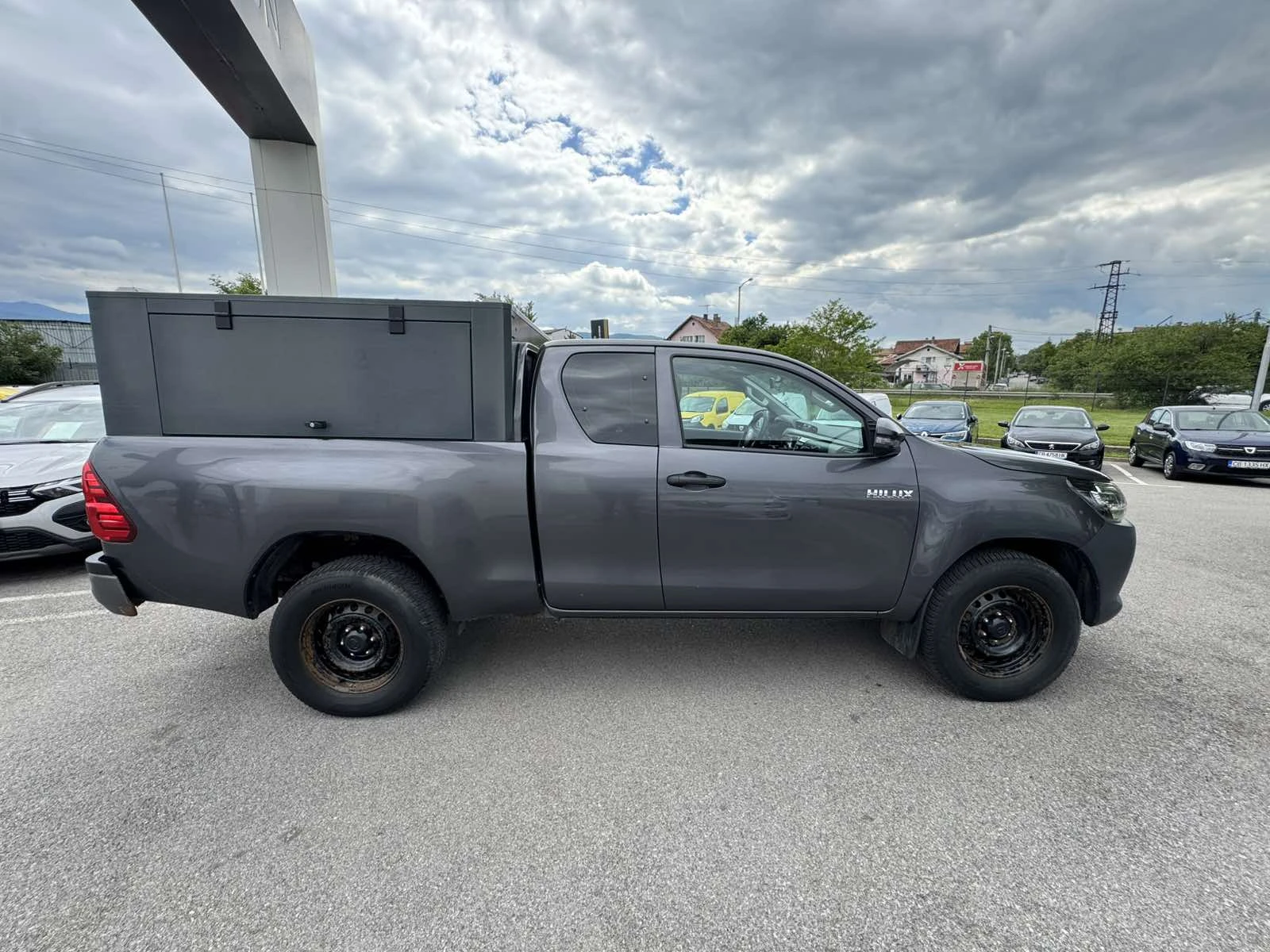 Toyota Hilux 2.4 d - изображение 7