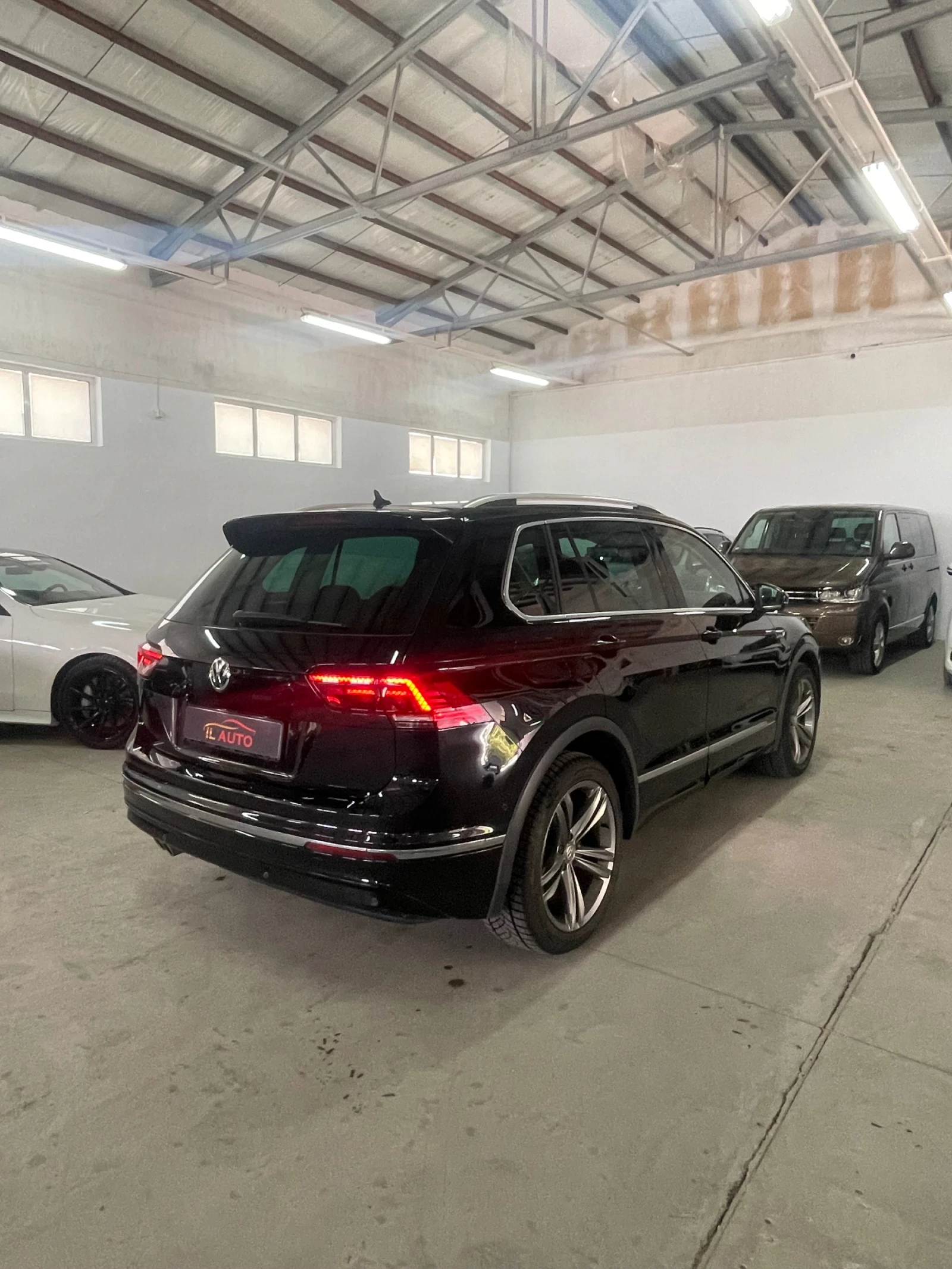 VW Tiguan Rline/4motion/Digital/Led adaptiv/kamera/TOP!!! - изображение 6