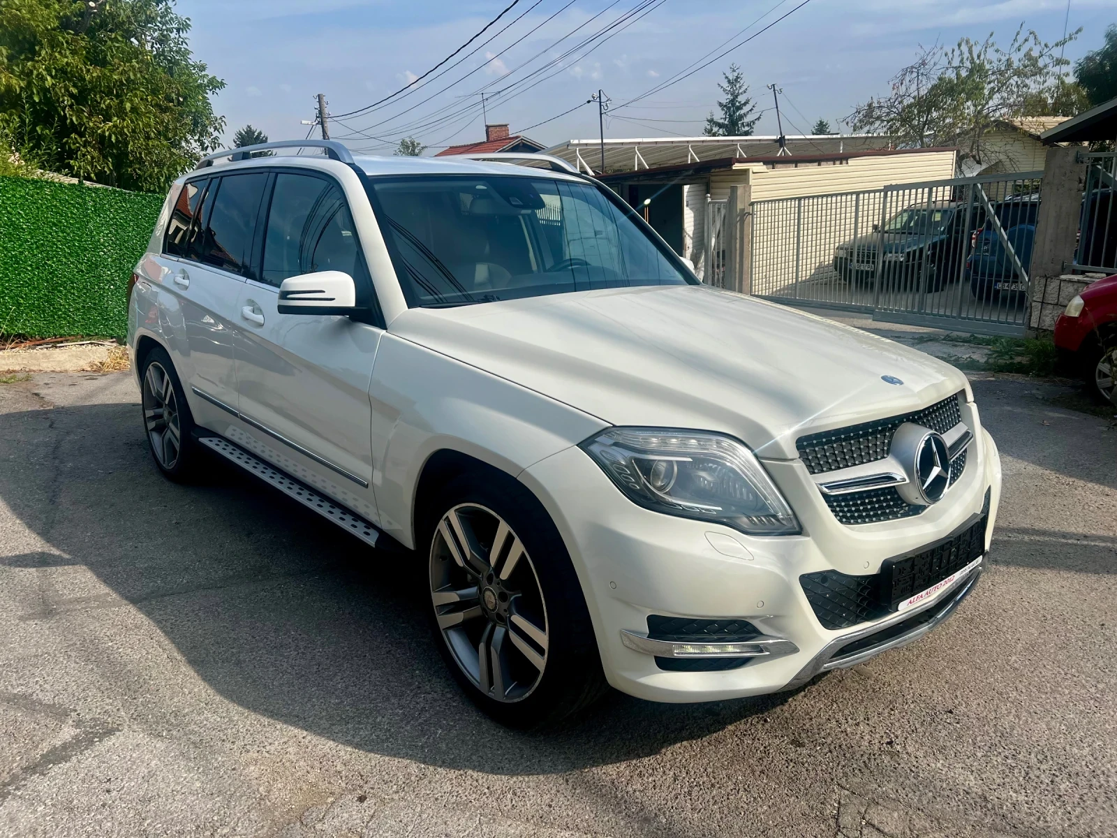 Mercedes-Benz GLK Sport, Обслужен, 4х4 - изображение 10