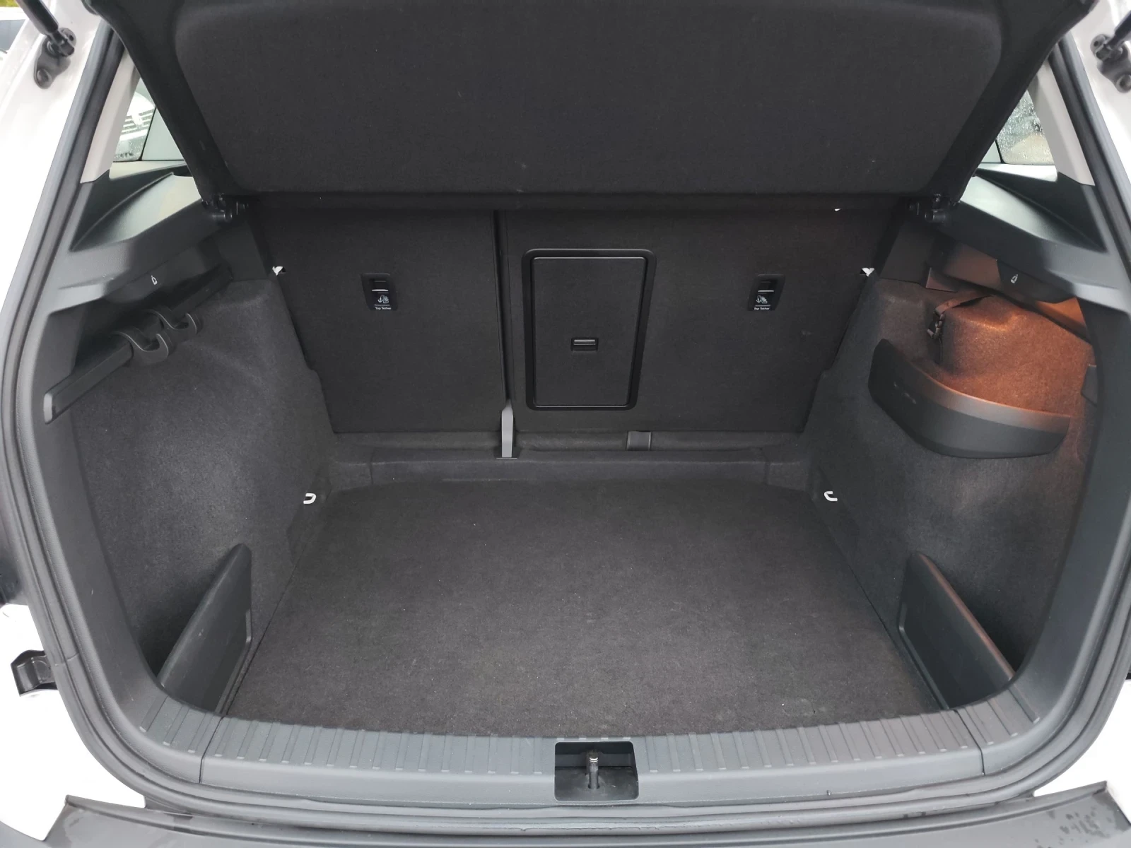 Skoda Karoq 2.0 TDI 150 * 4X4 * DSG * CAMERA * ACC * VIRTUAL * | Mobile.bg � ����������� 16