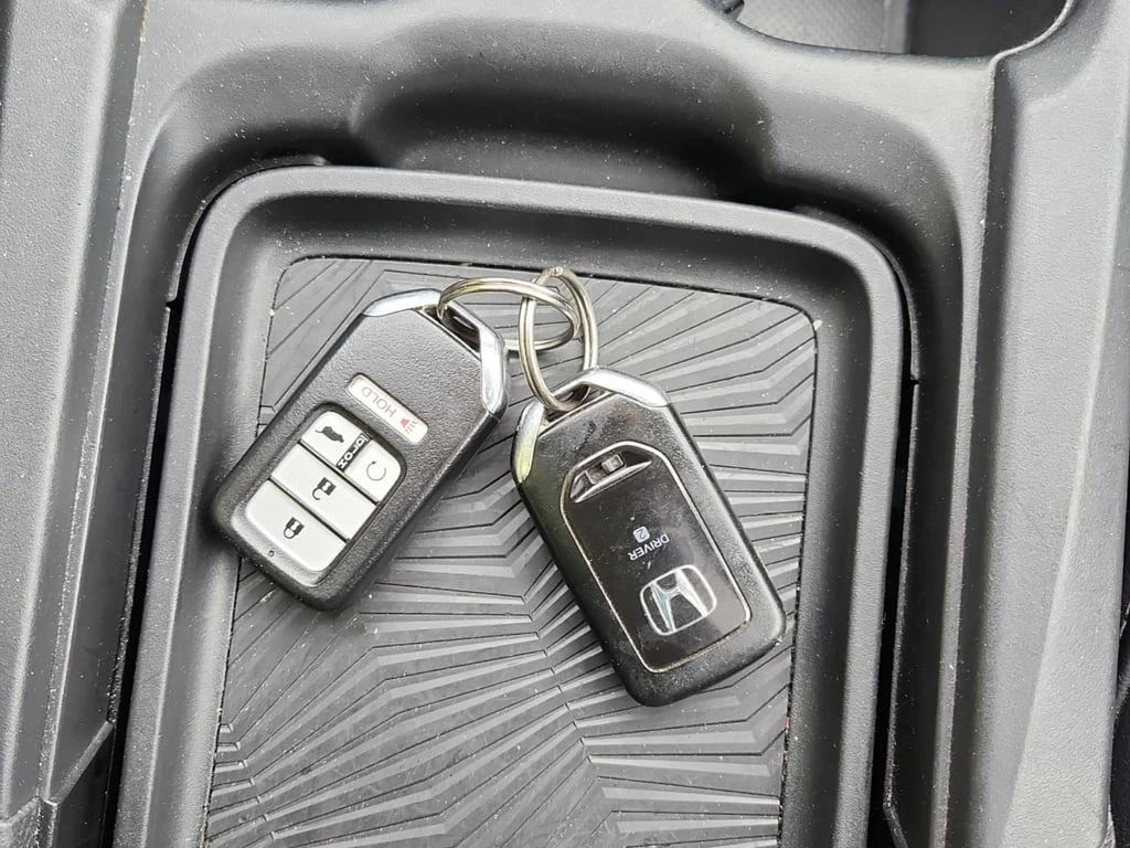 Honda Cr-v * TOURING * CARFAX *  - изображение 8