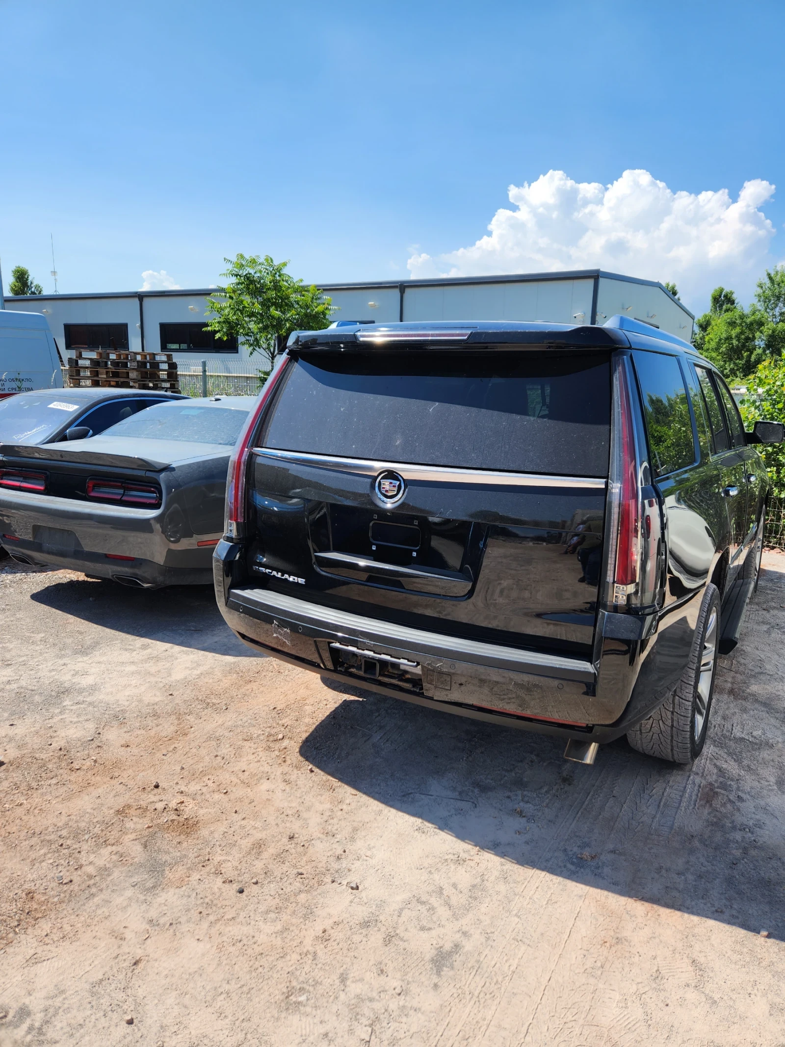Cadillac Escalade Platinum, снимка 11 - Автомобили и джипове - 53740373