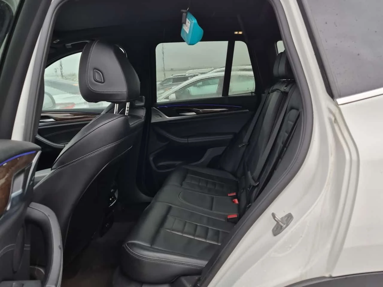 BMW X3 XDRIVE30I| AMBIENT| PANORAMA| CARFAX| , снимка 13 - Автомобили и джипове - 53998485