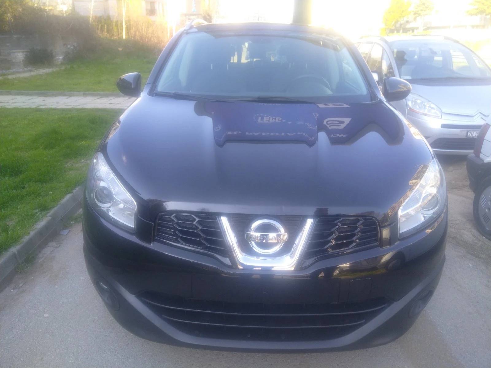 Nissan Qashqai 2.0dci, снимка 3 - Автомобили и джипове - 54168512