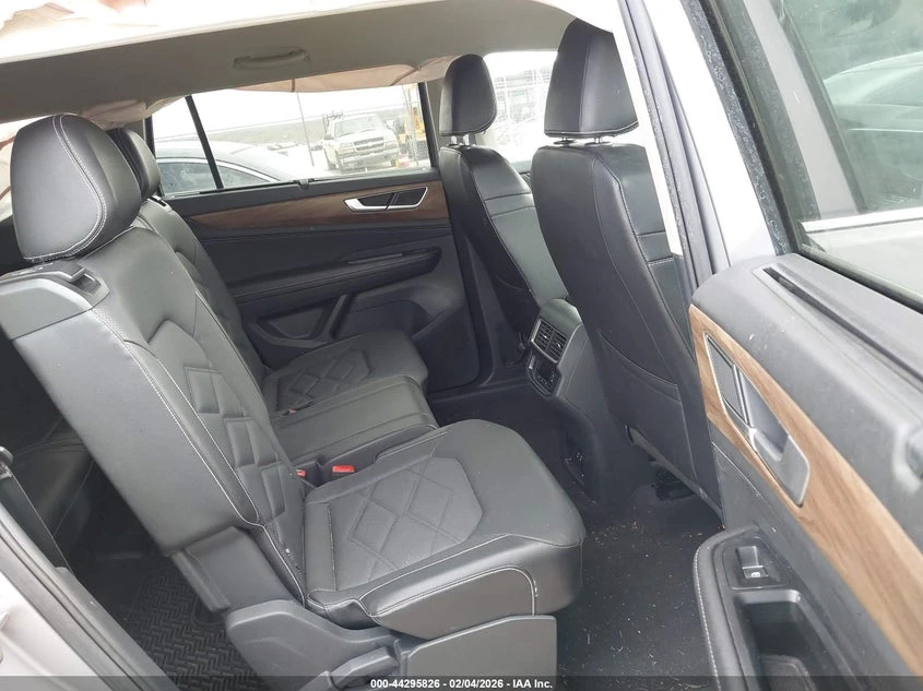 VW Atlas 2l Volkswagen 2.0T Se W/Technology | Mobile.bg � ����������� 8