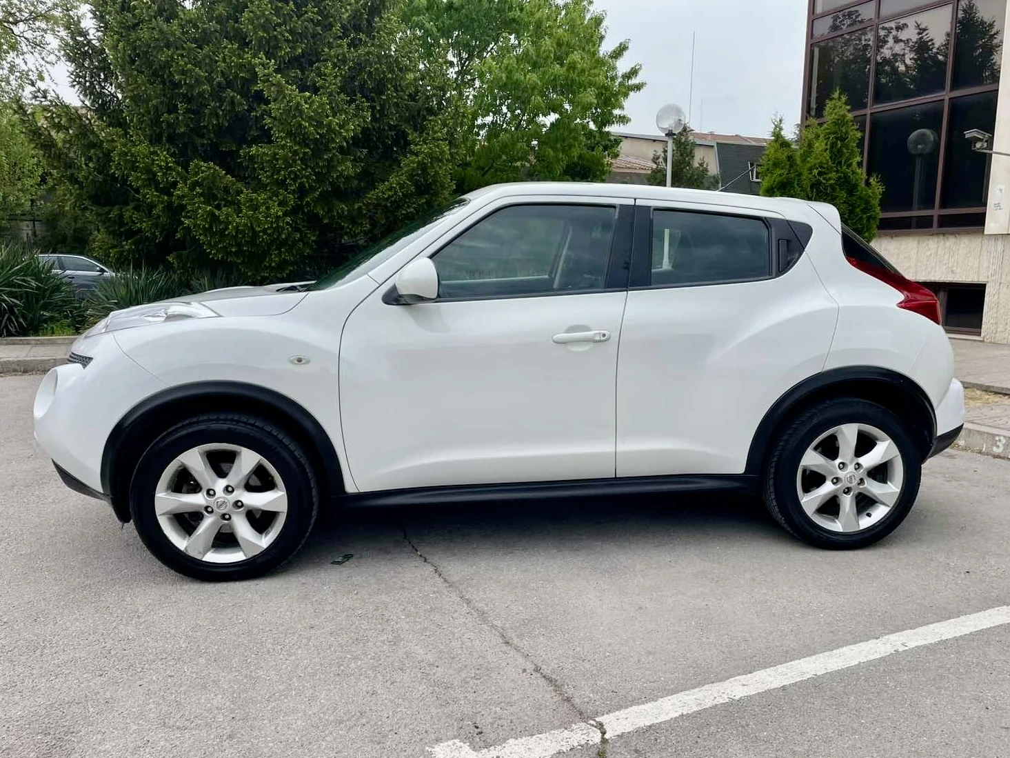 Nissan Juke 1.5 Turbodiesel Acenta, снимка 8 - Автомобили и джипове - 54485007