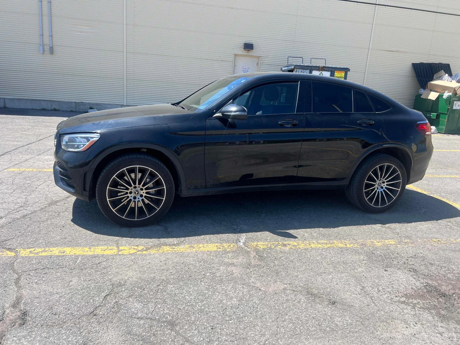 Mercedes-Benz GLC 300 ДИСТРОНИК * ПОДГРЕВ * ПАНОРАМА * 2 КЛЮЧА * CARFAX, снимка 2 - Автомобили и джипове - 54663270
