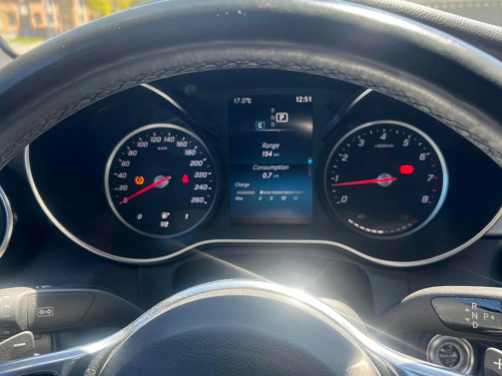 Mercedes-Benz GLC 300 ДИСТРОНИК * ПОДГРЕВ * ПАНОРАМА * 2 КЛЮЧА * CARFAX, снимка 8 - Автомобили и джипове - 54663270