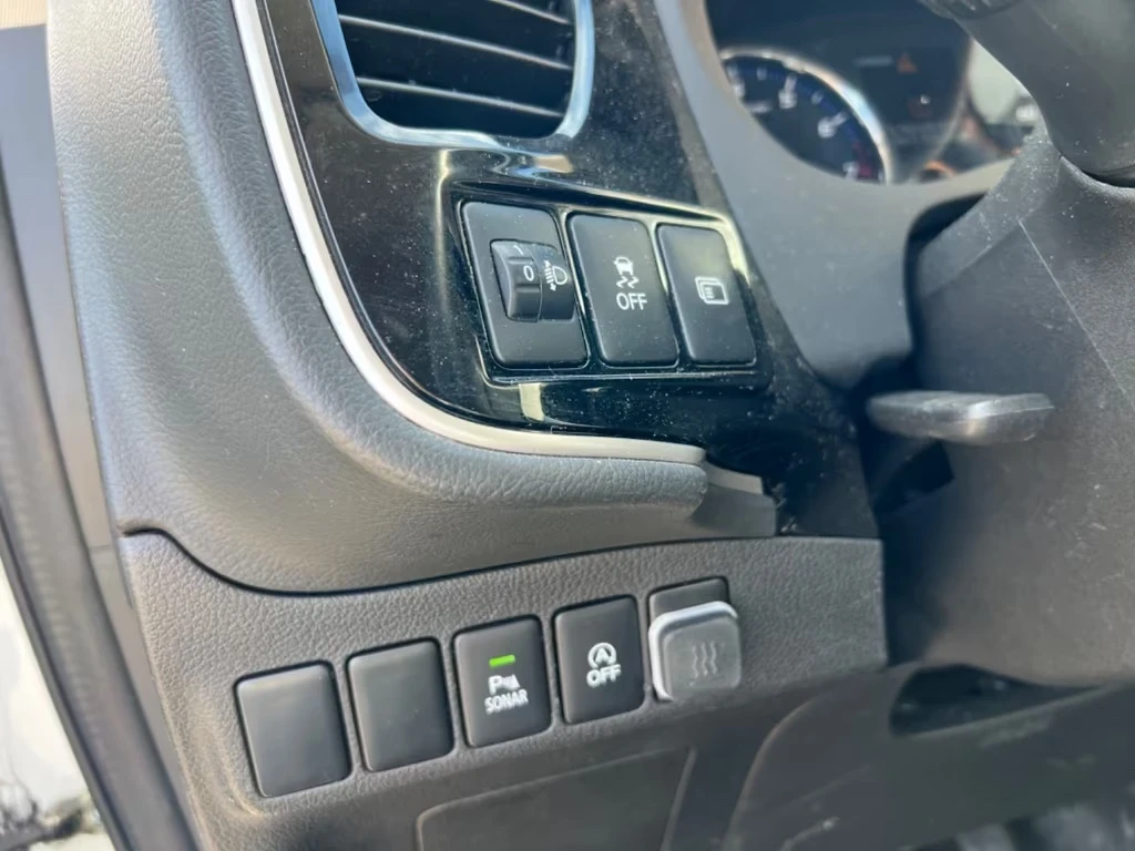 Mitsubishi Outlander Edition+ 4WD AUT. 2.0бензин 150кс DK, снимка 11 - Автомобили и джипове - 54828171