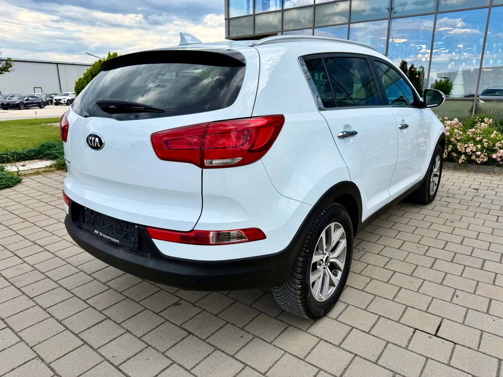 Kia Sportage 1.6-ГАЗ-BRC-КАМЕРА-ПАРТКРОНИК-КЛИМАТРОНИК-, снимка 5 - Автомобили и джипове - 54978764