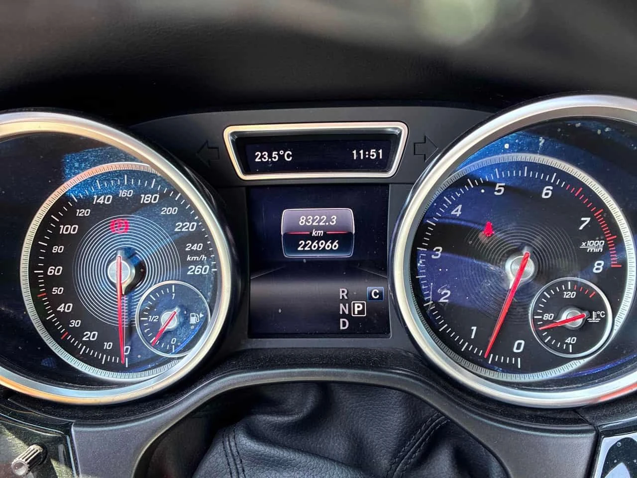 Mercedes-Benz GLE 400 4MATIC/360/ПАНОРАМА/ПОДГРЕВИ, снимка 8 - Автомобили и джипове - 55401307