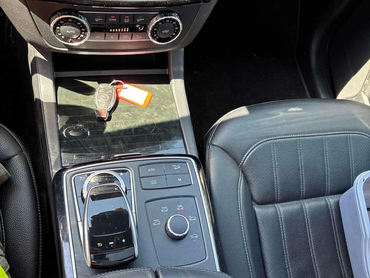 Mercedes-Benz GLE 400 4MATIC/360/ПАНОРАМА/ПОДГРЕВИ, снимка 10 - Автомобили и джипове - 55401307