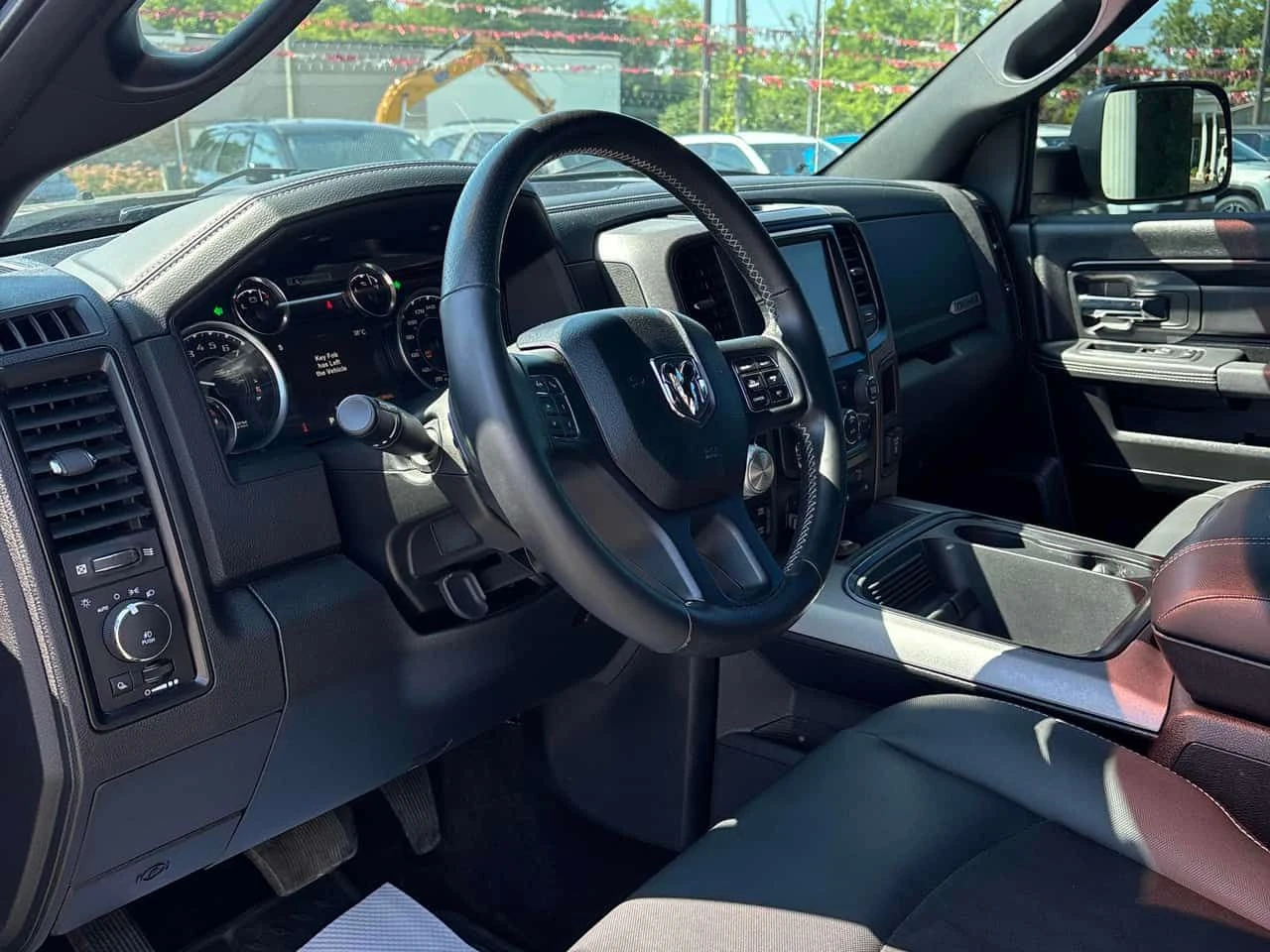 Dodge RAM 1500 * Rebel * CARFAX * ОПЦИЯ ЗА ФИНАНСИРАНЕ , снимка 5 - Автомобили и джипове - 55438310