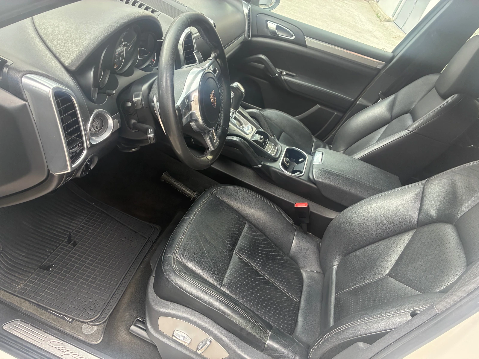 Porsche Cayenne 1 Собственик в БГ, снимка 4 - Автомобили и джипове - 55932367