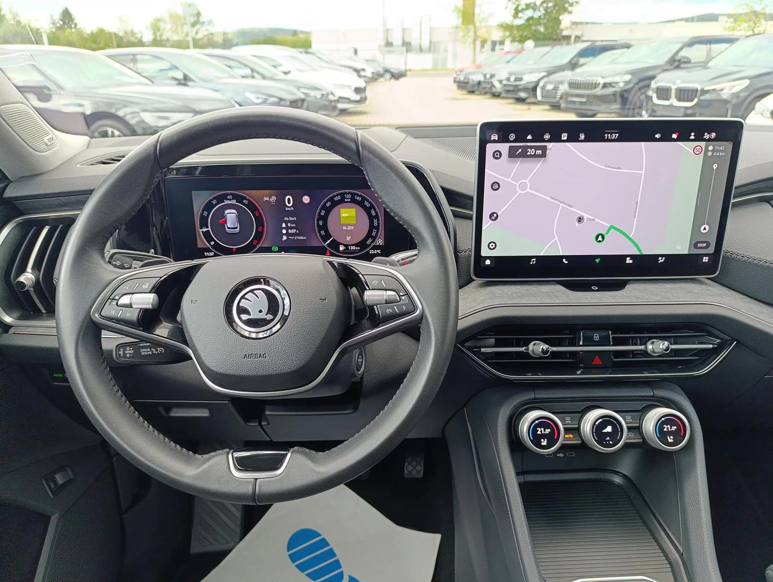 Skoda Kodiaq SELECTION/193HP/4X4/PANO/360/MEMO/HUD/AHK/671q, снимка 8 - Автомобили и джипове - 55999786