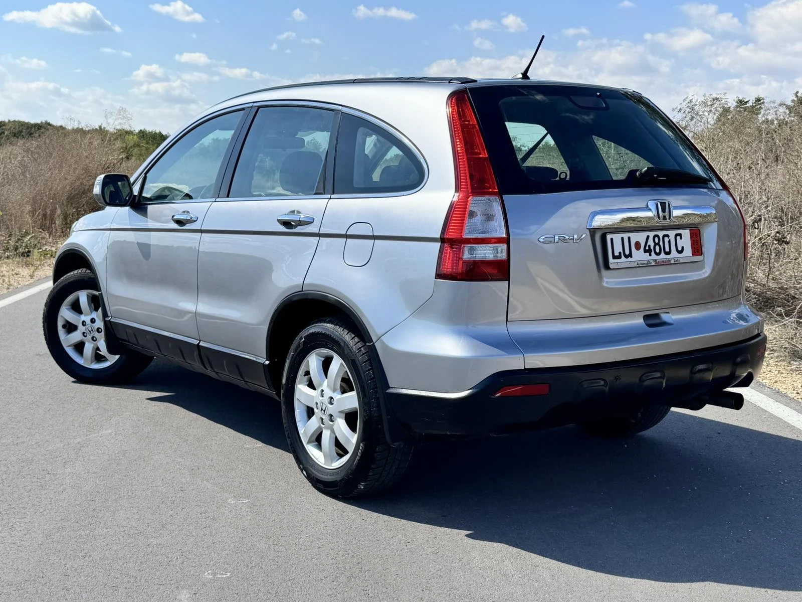 Honda Cr-v 2.0 бензин 150 кс , снимка 4 - Автомобили и джипове - 56133310