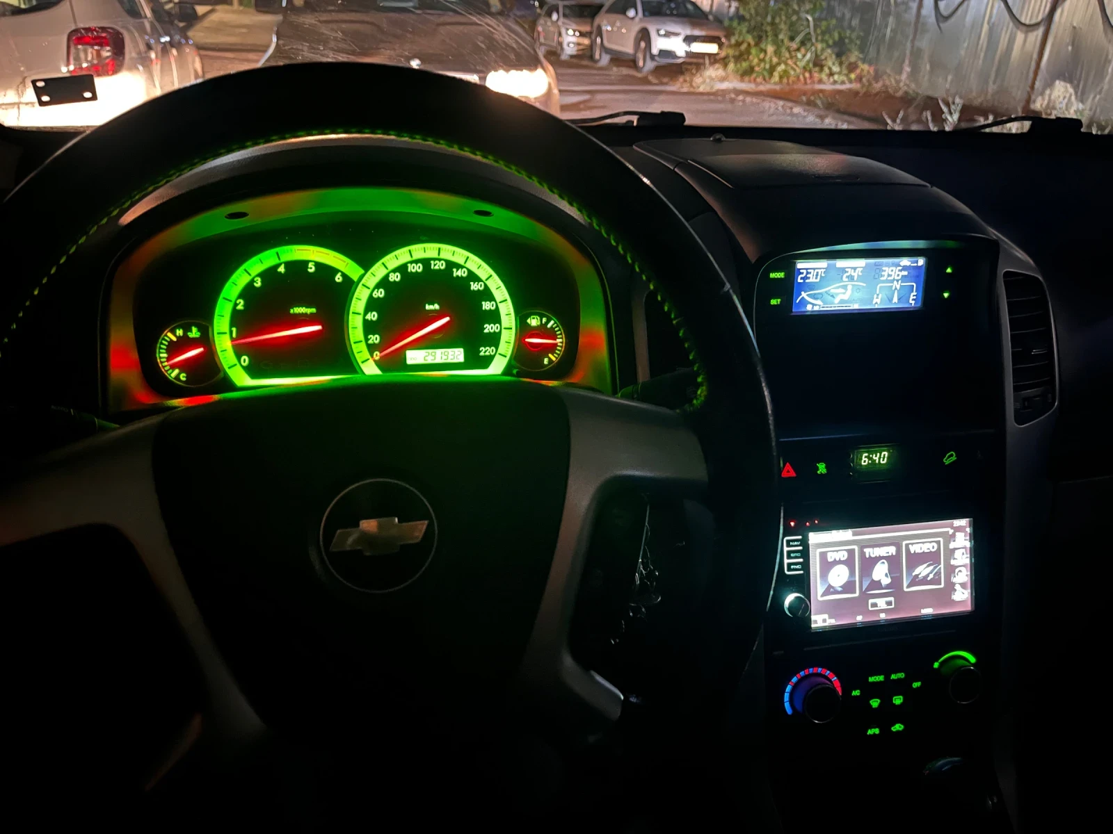 Chevrolet Captiva, снимка 8 - Автомобили и джипове - 56217525