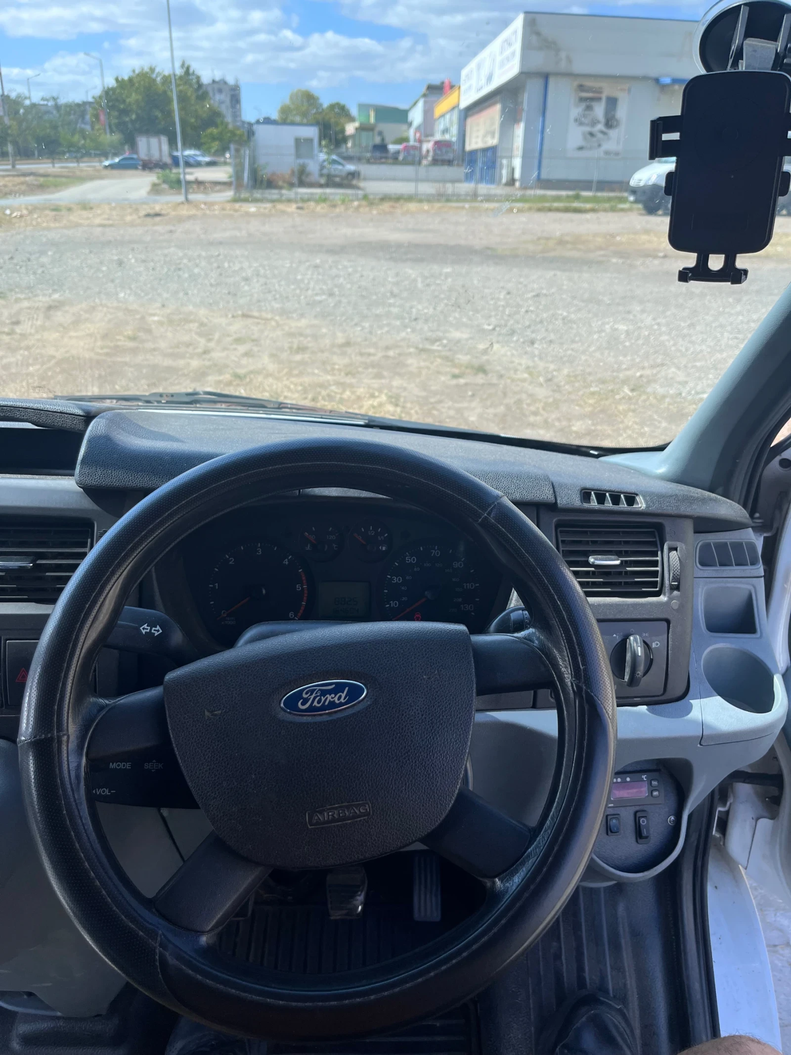 Ford Transit 2.4 TDI T350L - изображение 10