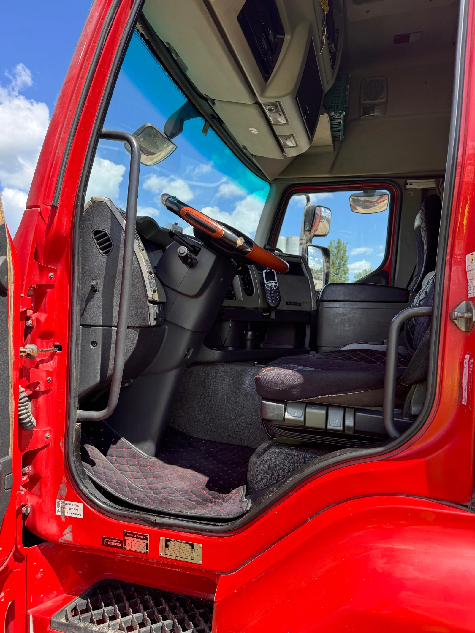 Renault Premium 460 dxi автомат, снимка 8 - Камиони - 54715291