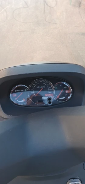 Suzuki Burgman, снимка 5