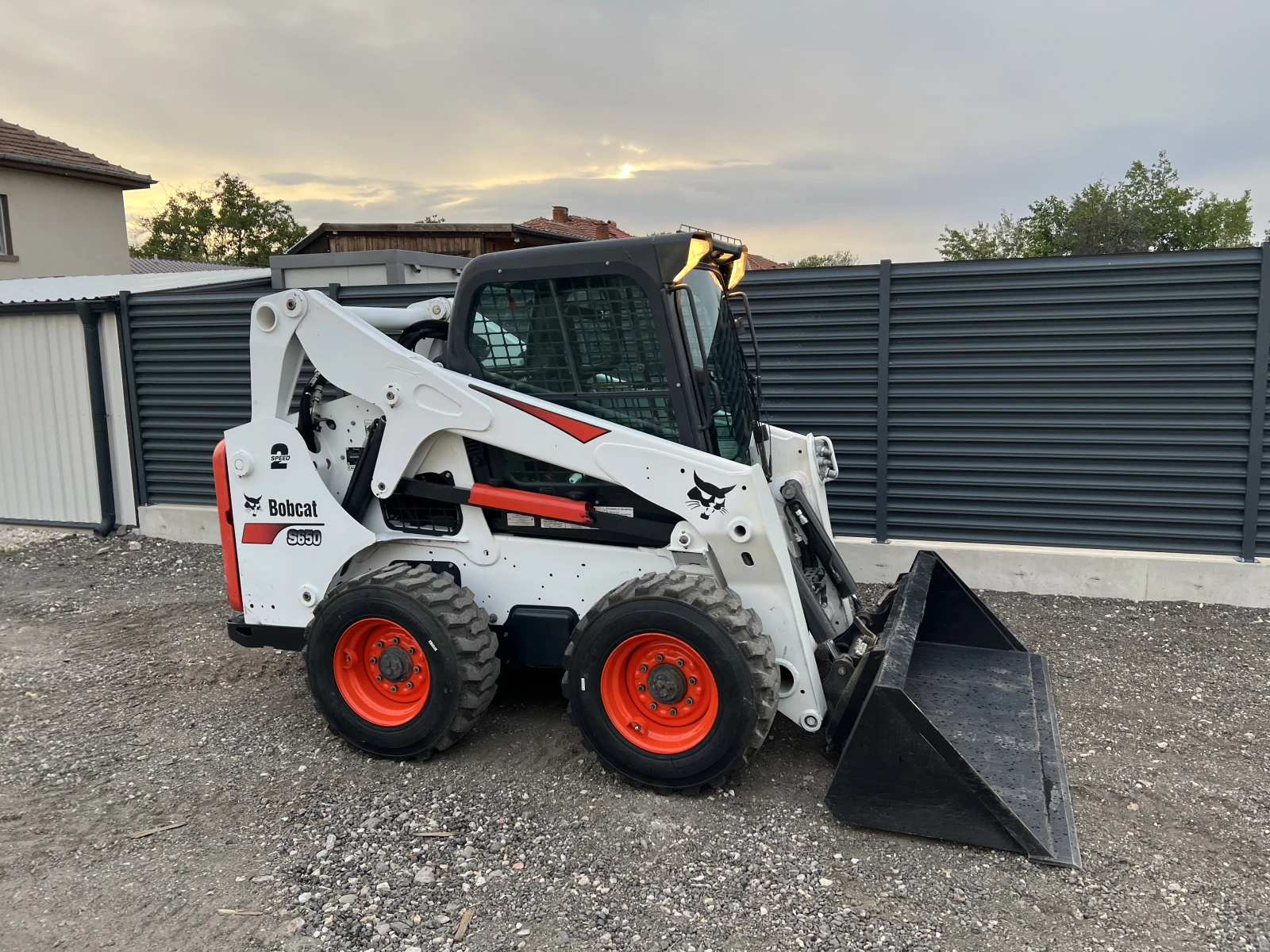 Мини челни товарачи Bobcat S650, снимка 4 - Индустриална техника - 56231075