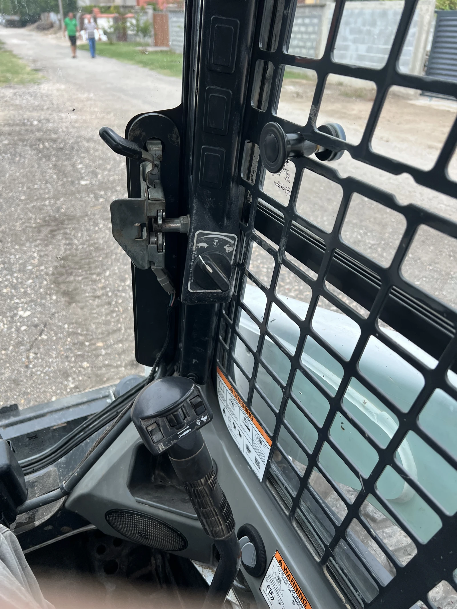 Мини челни товарачи Bobcat S650, снимка 17 - Индустриална техника - 56231075
